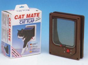 Cat Mate electromagnetische kattendeur met vierwegsluiting